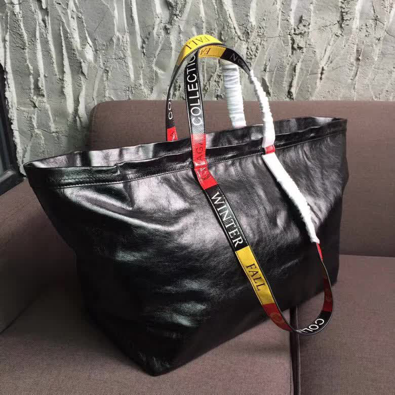 BALENCIAG巴黎世家 最新單手提購物袋 油蠟皮材質 簡單寬闊 購物包推薦款 超級大容量  BL1825